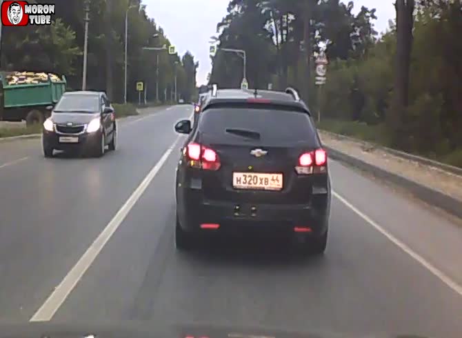 Video :Russia - a guy attempts to cross the street, but all of a sudden